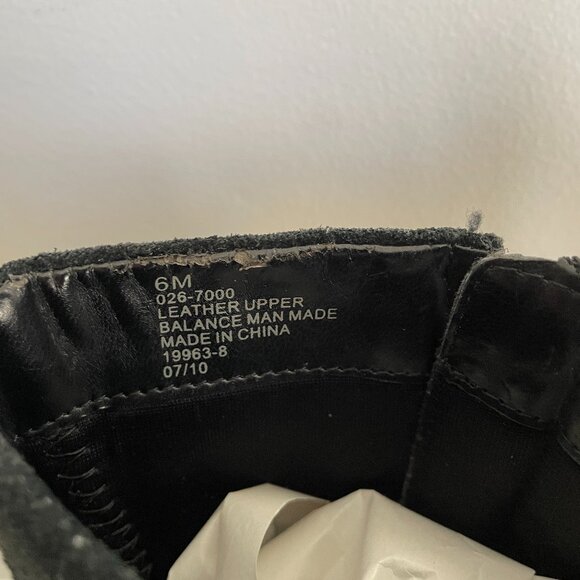 Black suede booties - Picture 10 of 12